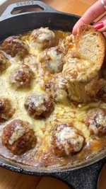 french onion meatballs