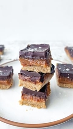 salted caramel bars