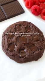 1-minute protein brownie cookie