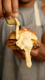 thig's big mac sauce & smash burger