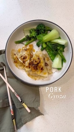 easy peasy pork gyoza