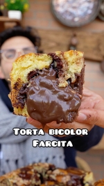 marbled cocoa and vanilla cake with creamy heart
