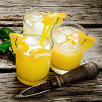 Charlestowne Premium Beverages Inc Logo