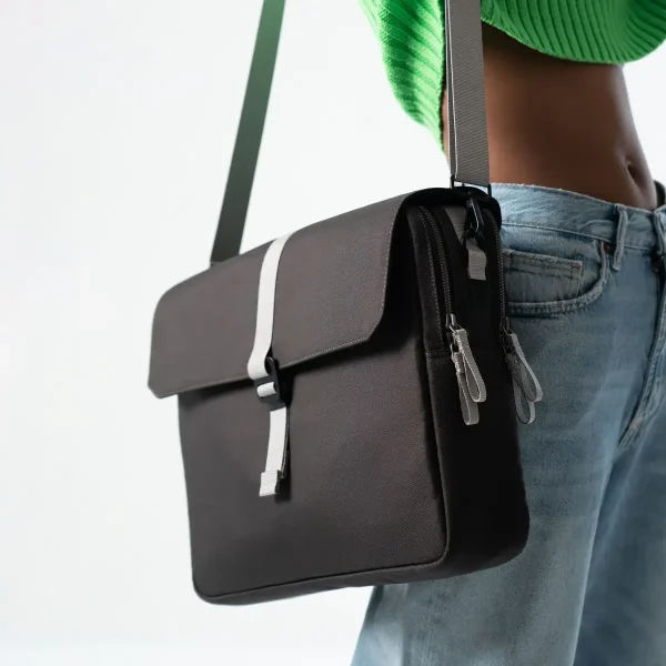 Charcoal Mantle Messenger Bag