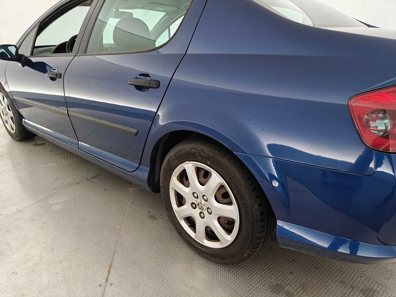 Peugeot 407