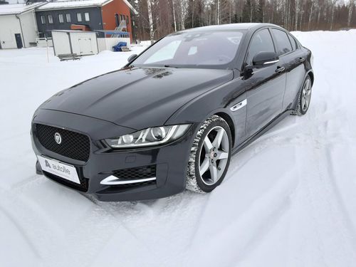 Jaguar XE