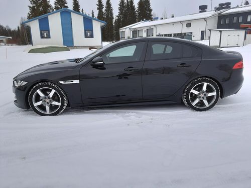 Jaguar XE