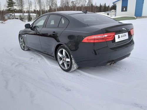 Jaguar XE