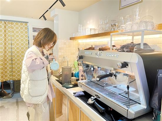 心晴咖啡店：咖啡与心理咨询的交汇地