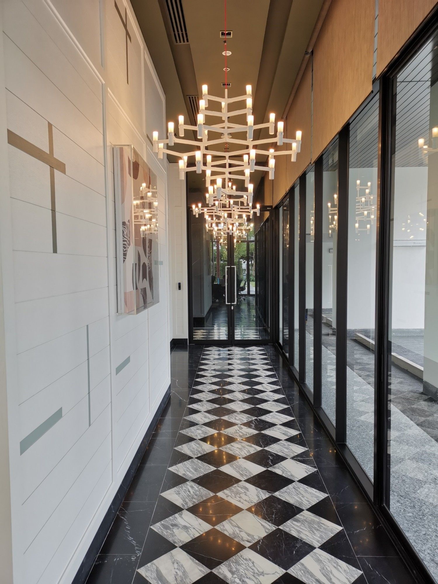 ae39d193-f9e5-4497-a92e-4abb88adb4fe