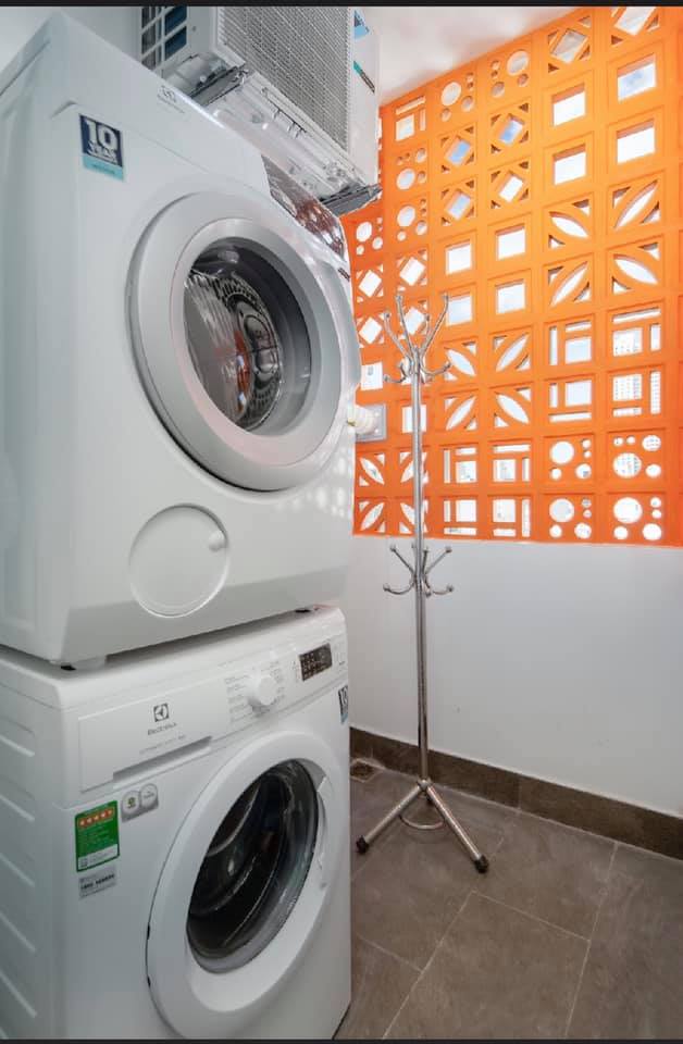 07c7a6cc-9edf-4eb0-9cfe-44406ca8a9ad