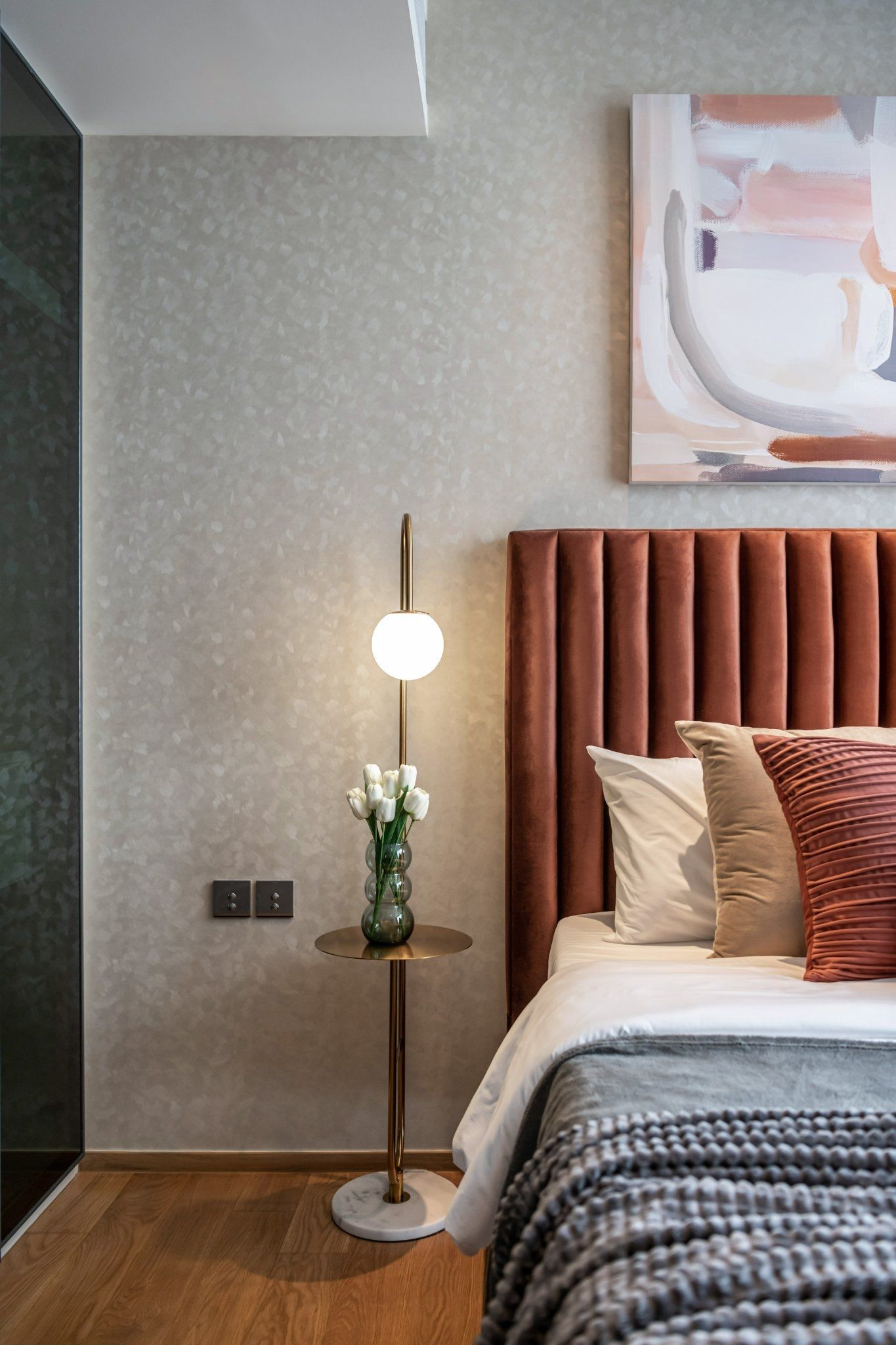 ba943d9c-4f5b-4e02-b9be-1da1ffdac45c