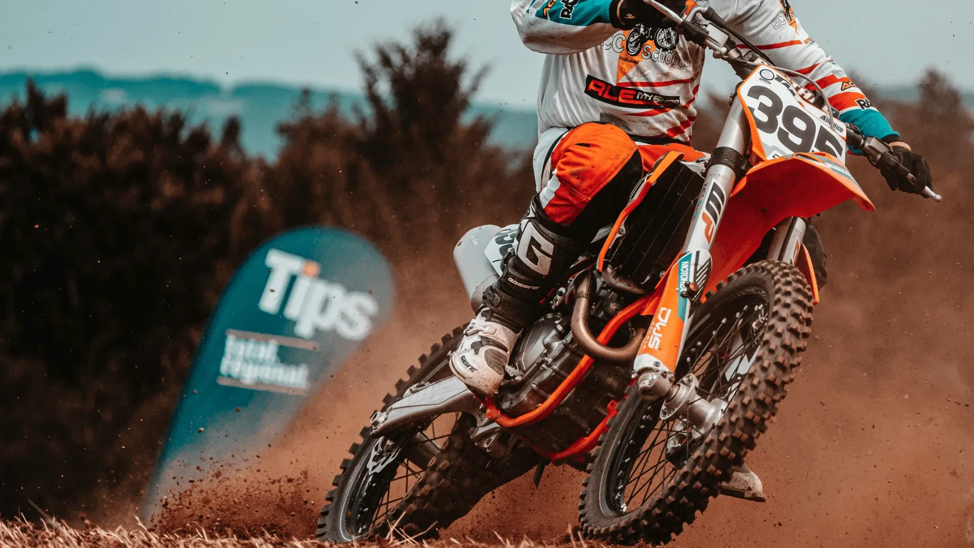 aim motocross product range