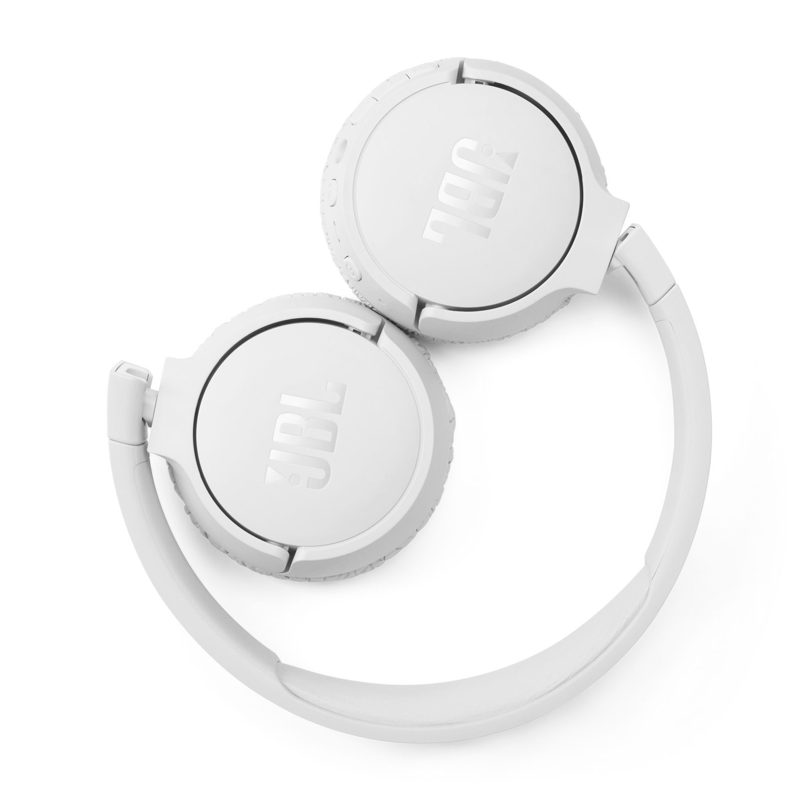 JBL Tune 660NC у складеному стані