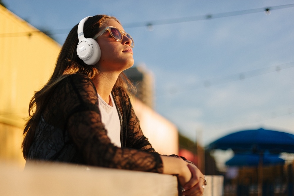 JBL Tune 780NC White