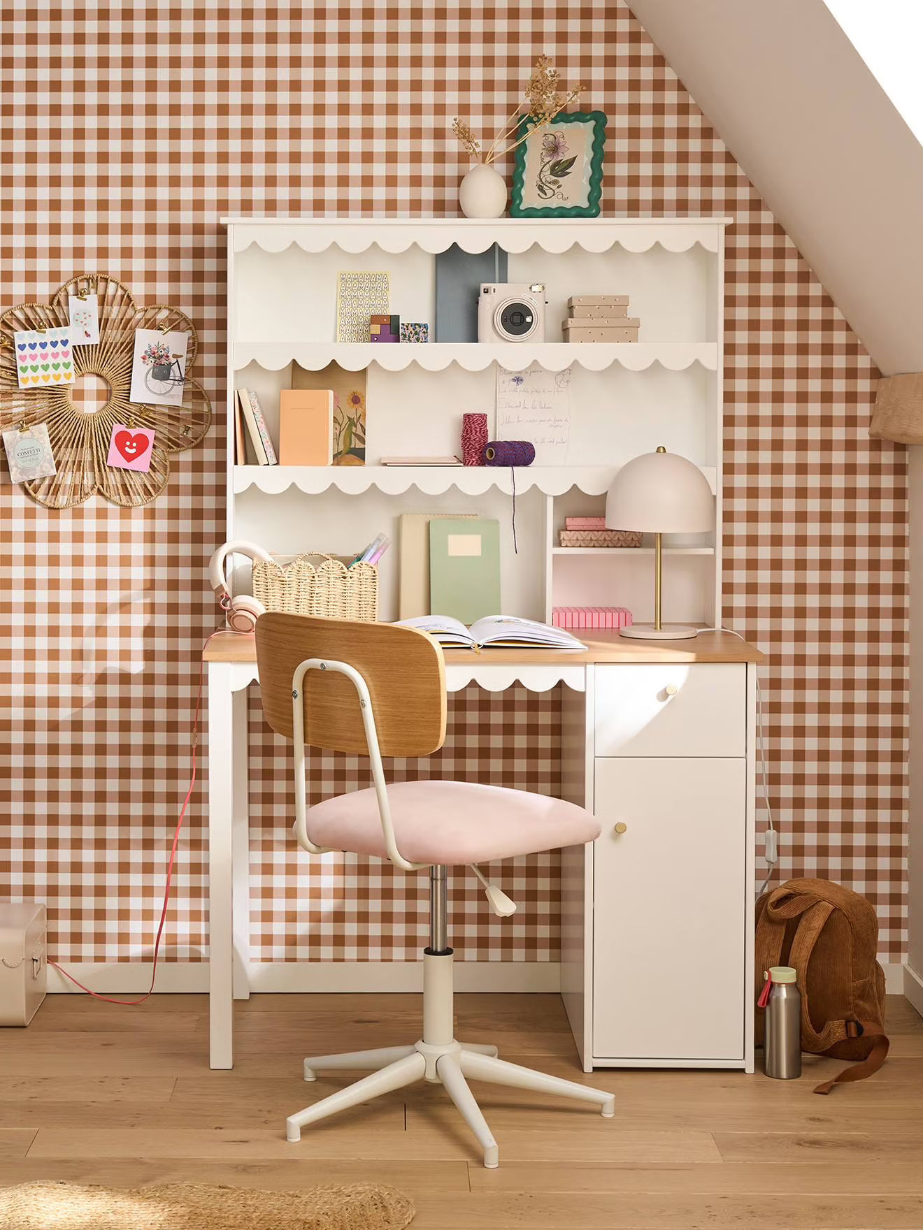 Bureau avec rangements en feston Vertbaudet