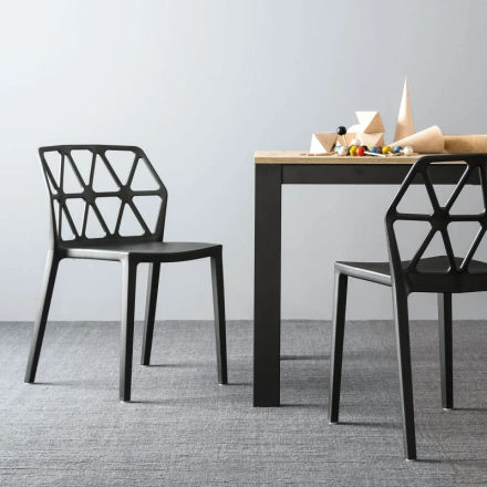 Chaise design empilable Alchemia