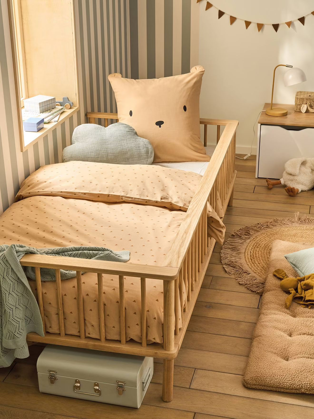lit enfant évolutif en bois massif vertbaudet - lit barrière bébé