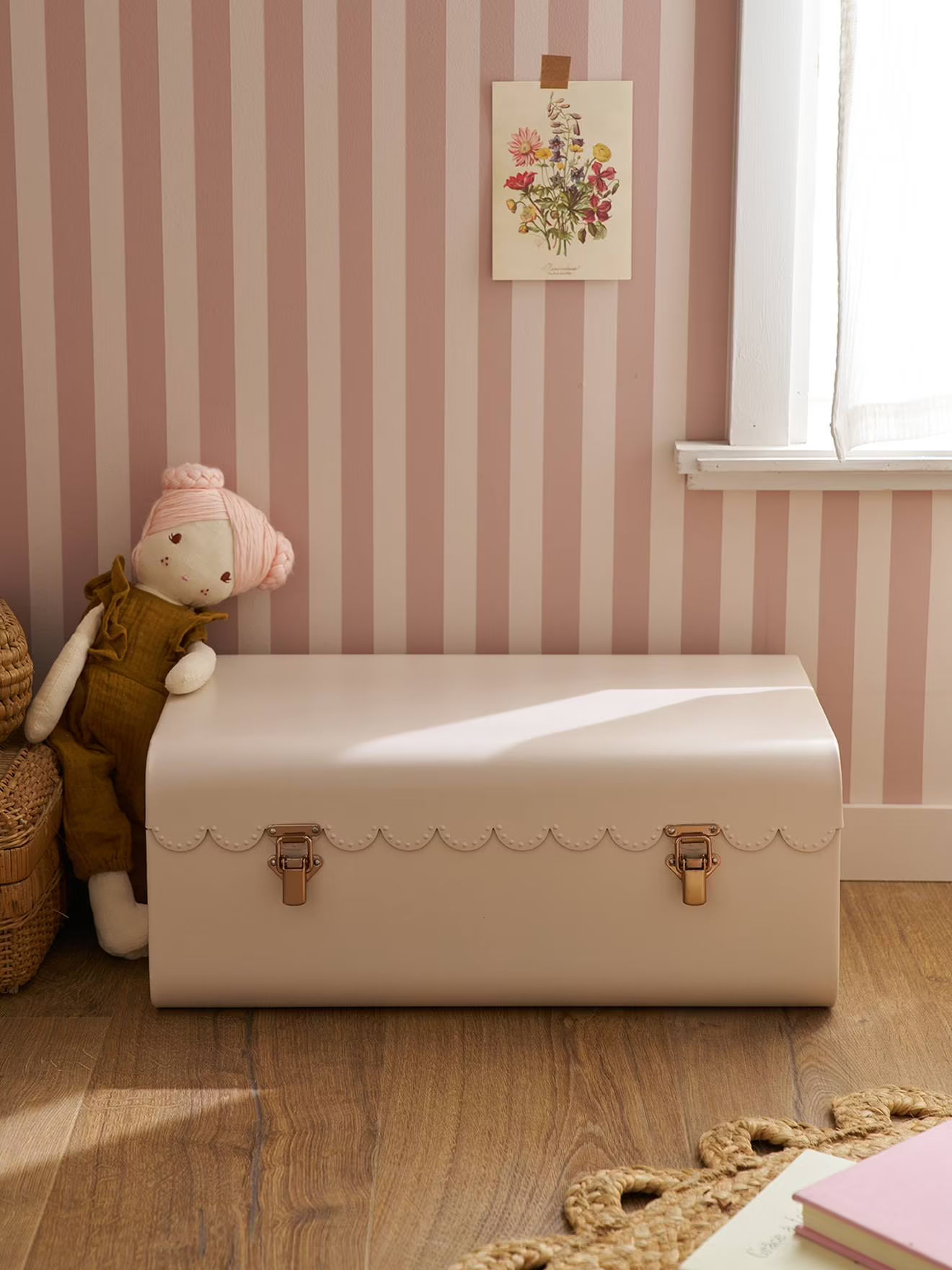 Malle de rangement feston beige poudré