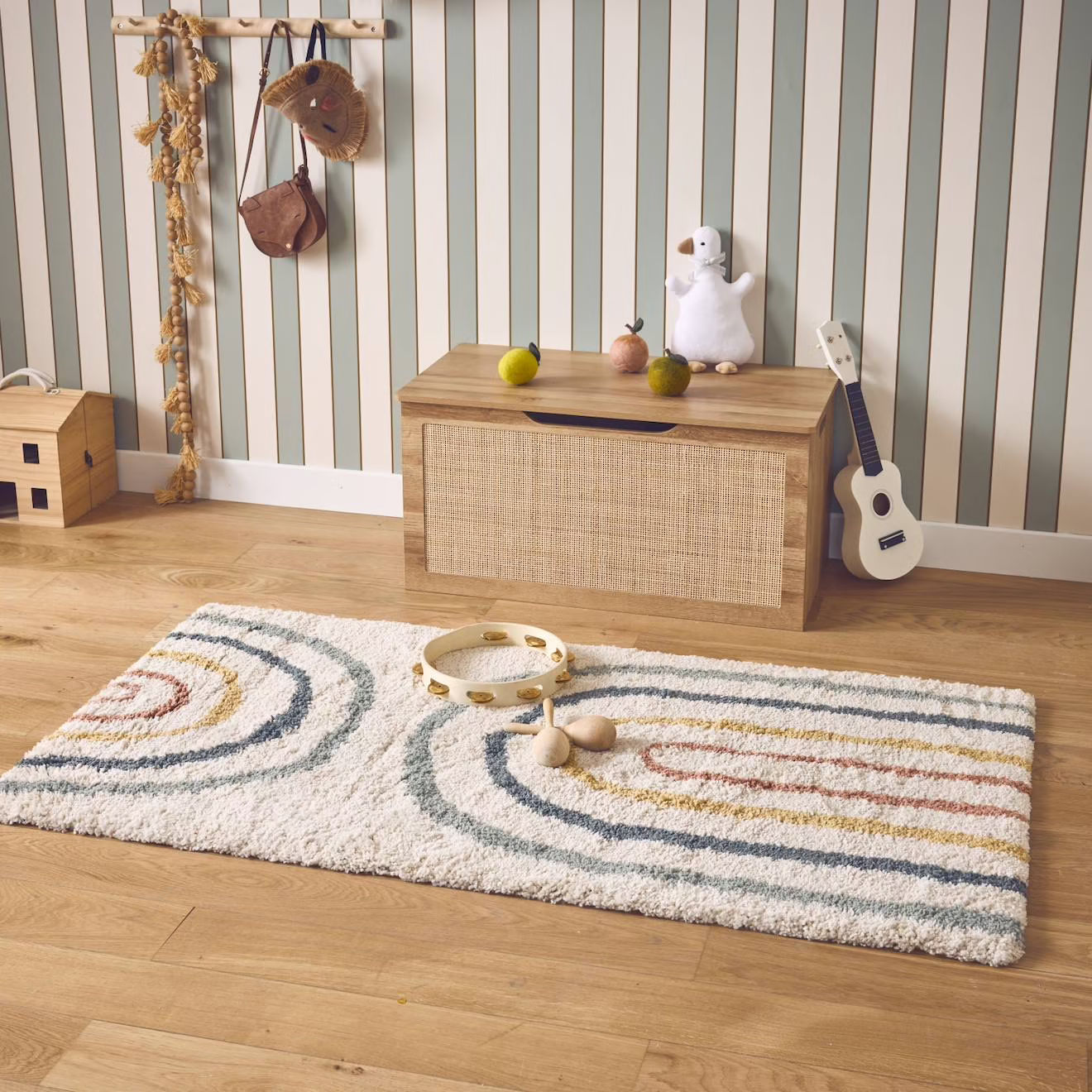 Tapis enfant arc-en-ciel poils longs shaggy multicolore