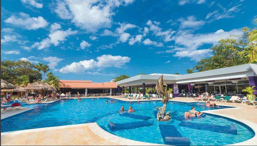 Everything you need to know about Hotel Riu Lupita