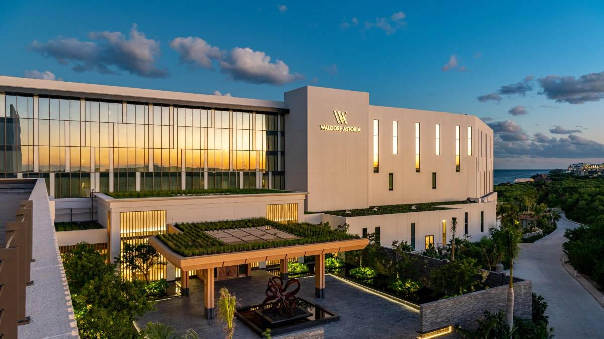 Cancun Airport Transportation to Waldorf Astoria Cancun