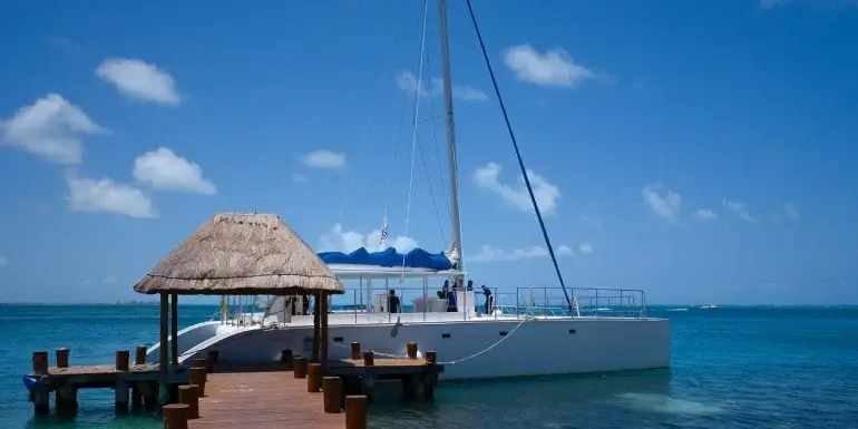 Catamaran Springbreak