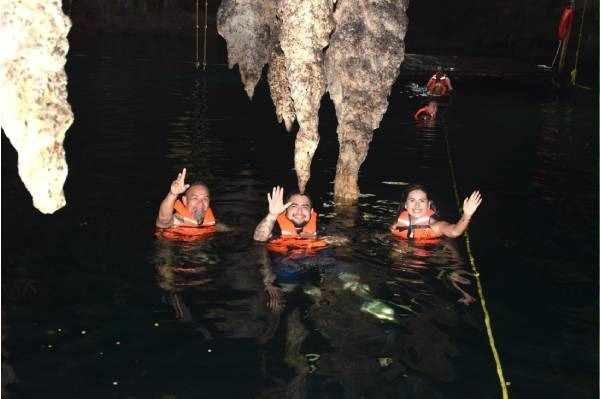 Cenote Mayan Jungle R