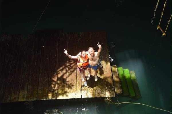Cenote Mayan Jungle R