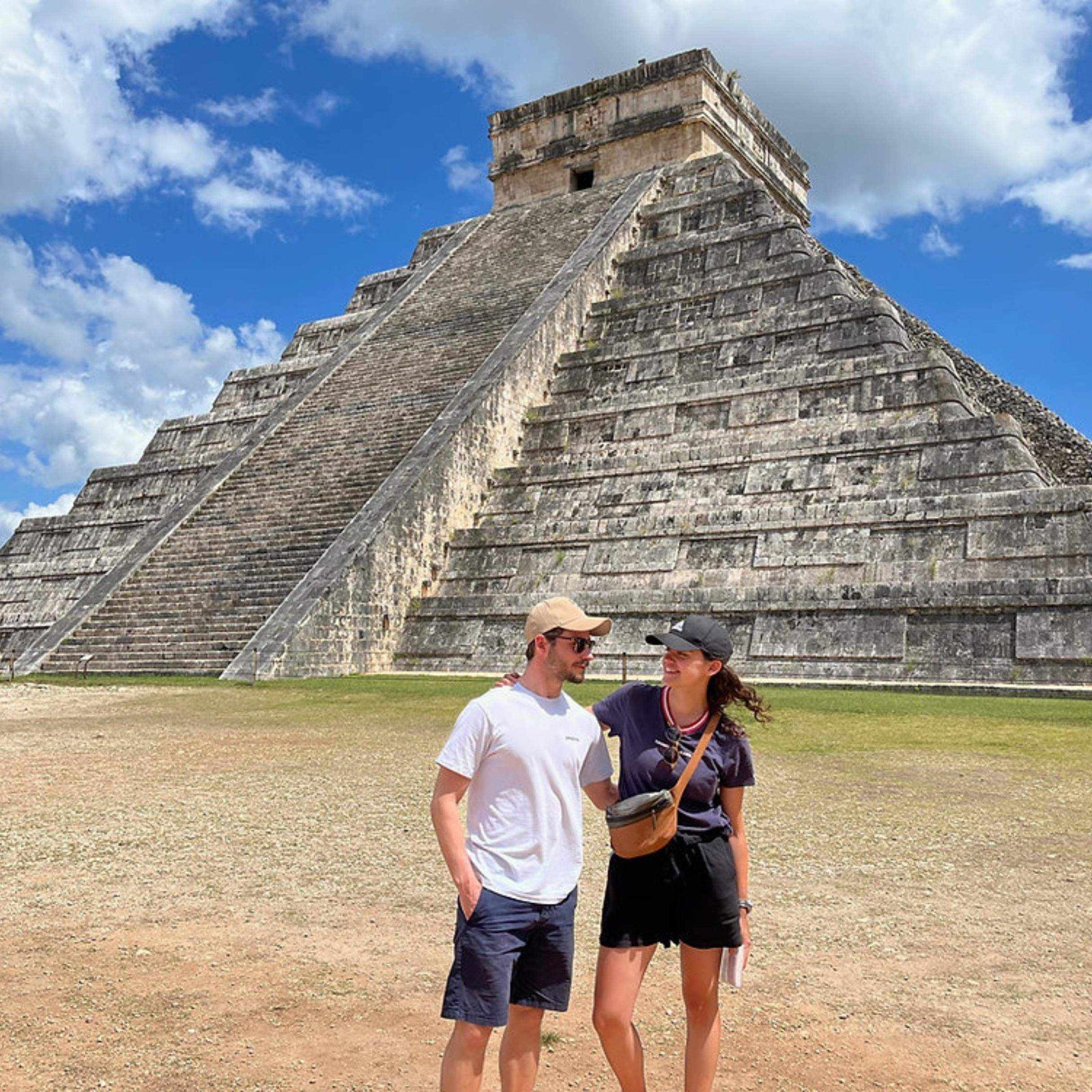 Chichen Itzá +2 Cenotes (From Cancún) 8W