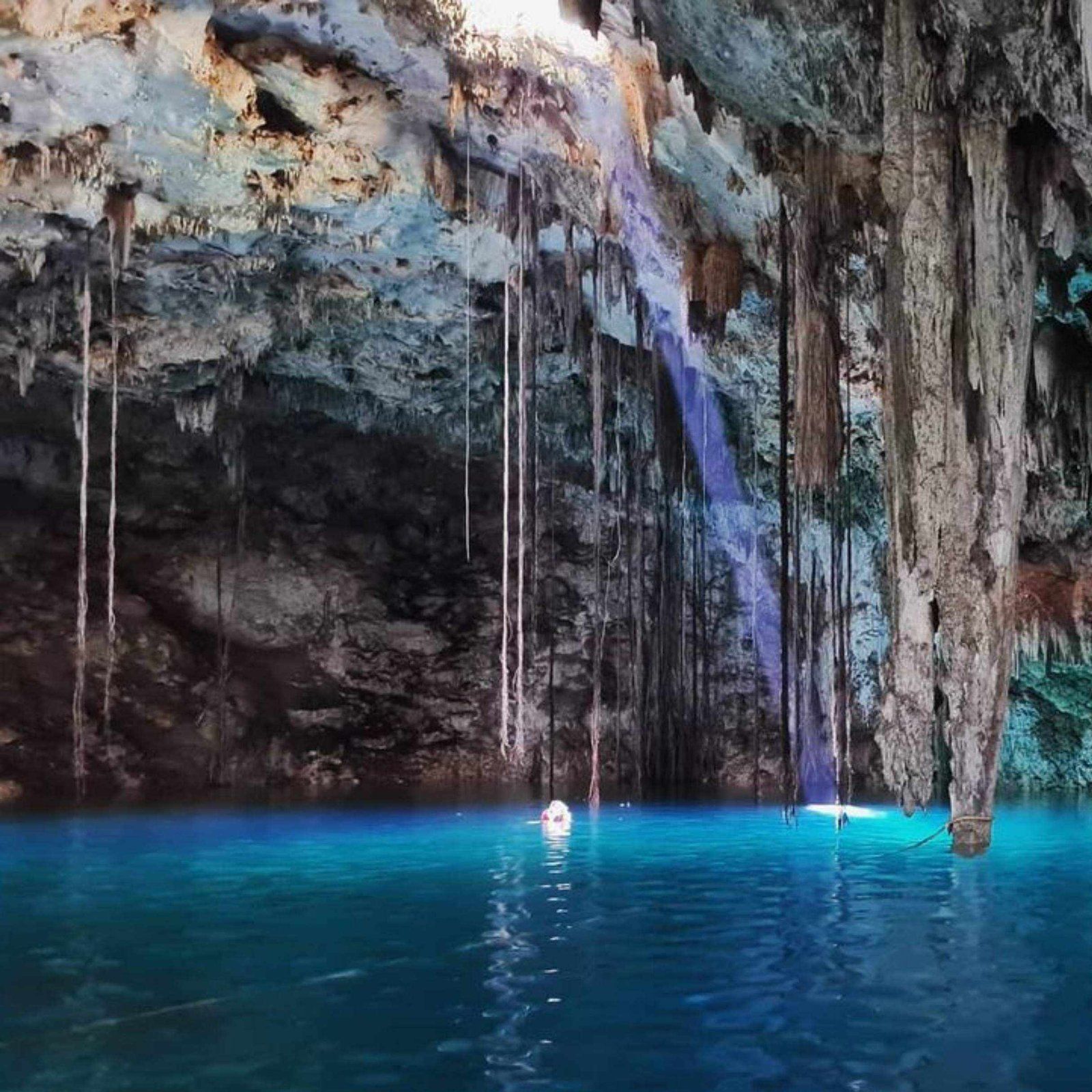 Chichen Itzá  +2 Cenotes (Desde Cancún) 8W