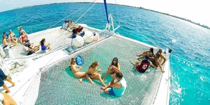 Isla Mujeres Catamaran Cs