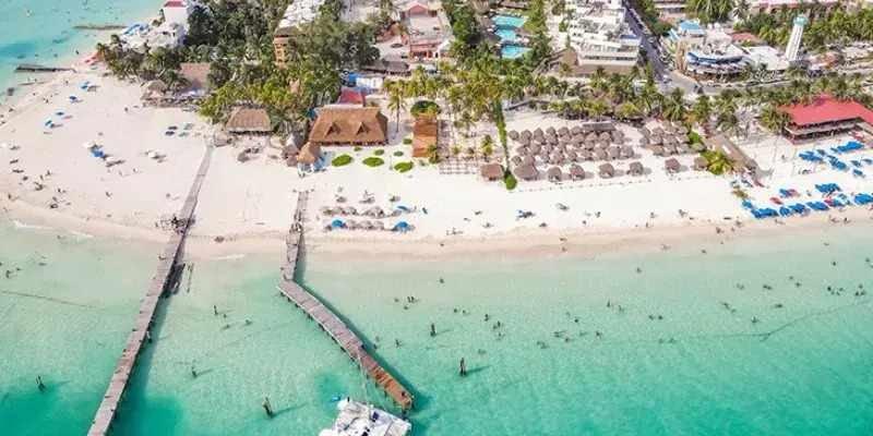 Isla Mujeres Catamaran Cs