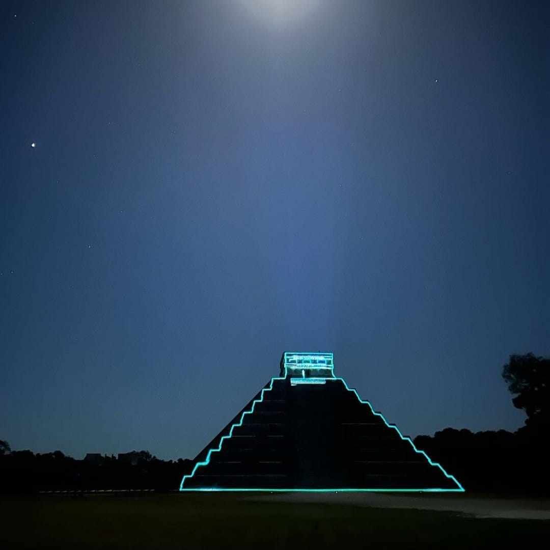 Noches Kukulkán St