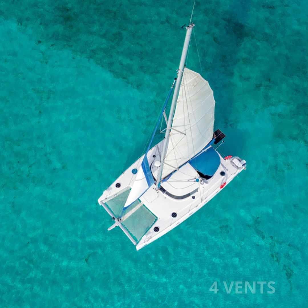Catamaran Privado 4 Vents