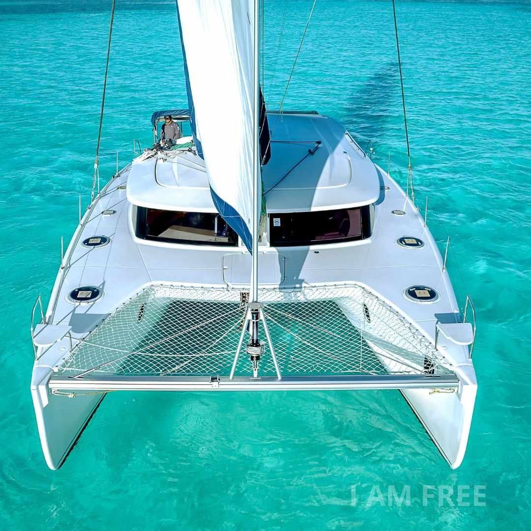 Catamaran Privado I Am Free