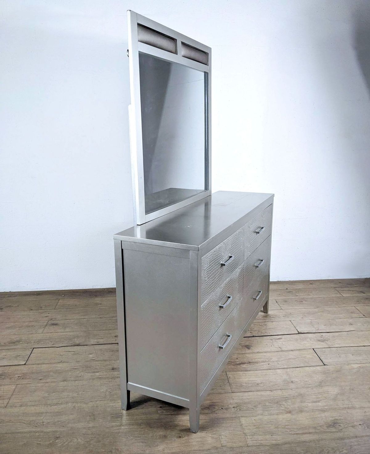 olivet silver dresser Ashley Furniture Olivet Dresser & Mirror | Ashley Furniture - $189 | Kashew