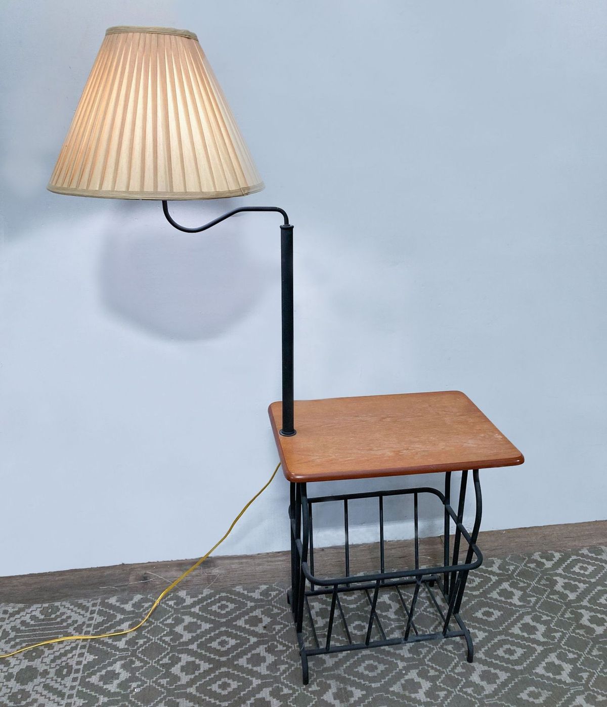 End Table Lamp and Magazine Rack Combo Kashew