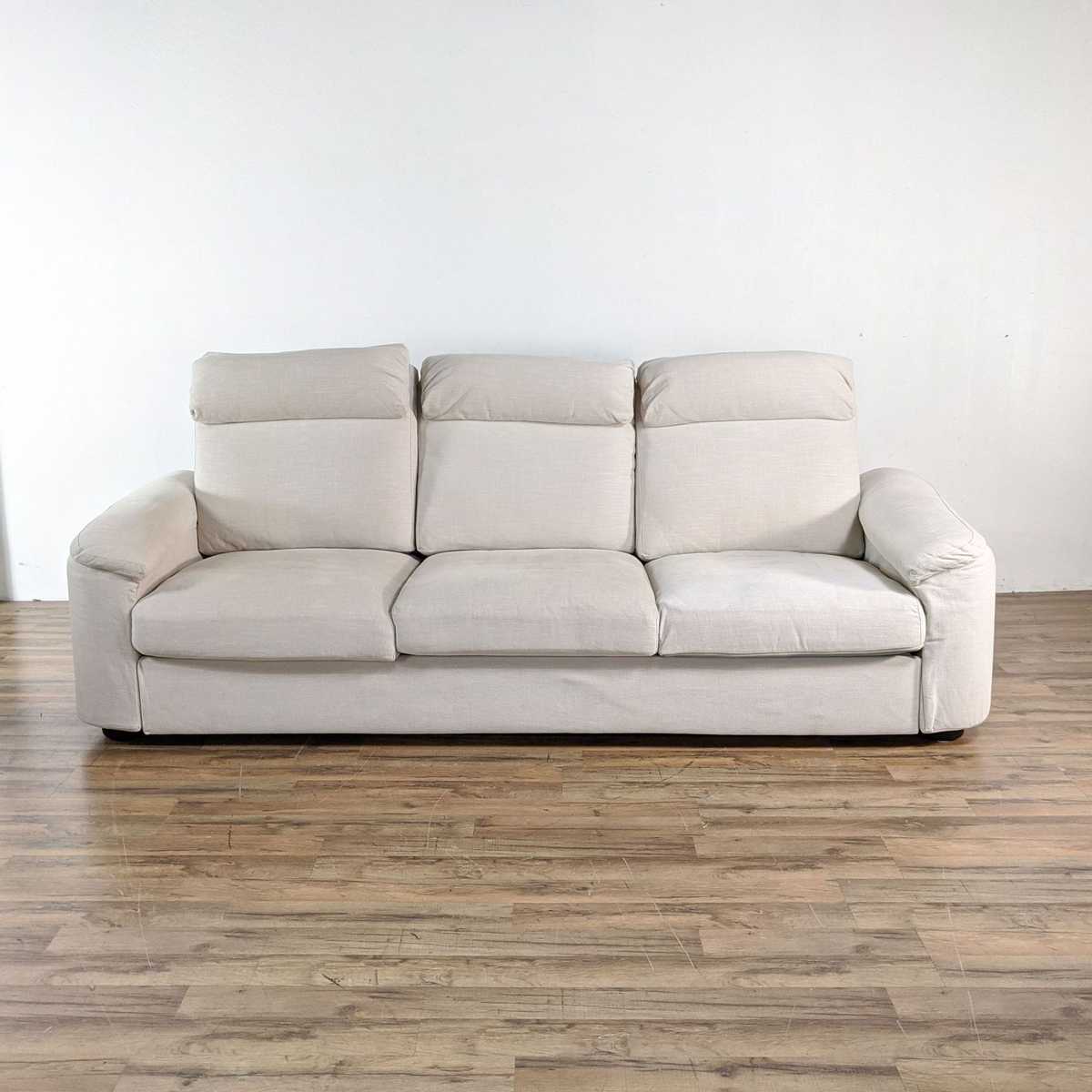 Lidhult armchair sale