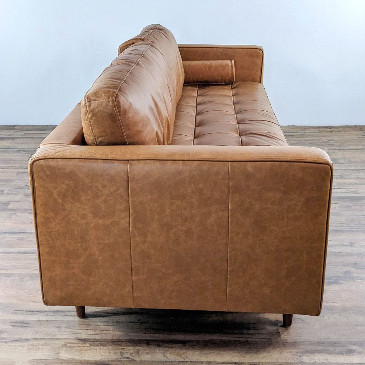 Oliver Space Venturi Sofa - Thumbnail 4