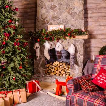 Celebrate Sustainably: 9 Tips for Eco-Friendly Christmas Furniture & Decor
