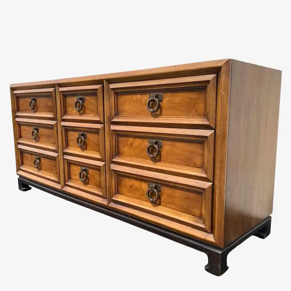 Thomasville Furniture Brand, shop branded furniture from Thomasville on kashew. On Sale, 80% off retail