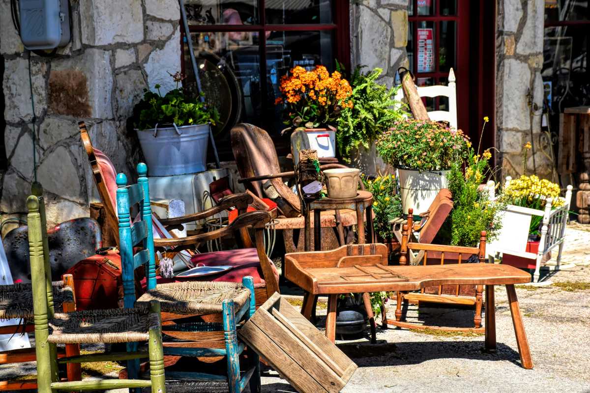 The Ultimate Guide to Selling Used Furniture Online
