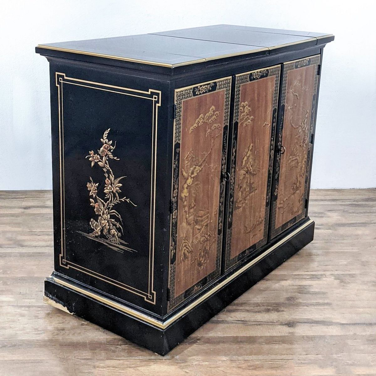 Vintage Drexel Chinoiserie Hand Painted Serving Cabinet | Drexel