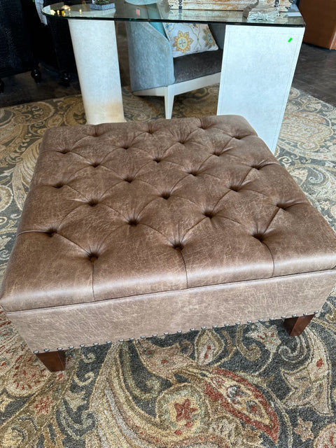 Madison Park Lindsey Cocktail Ottoman - Thumbnail 4