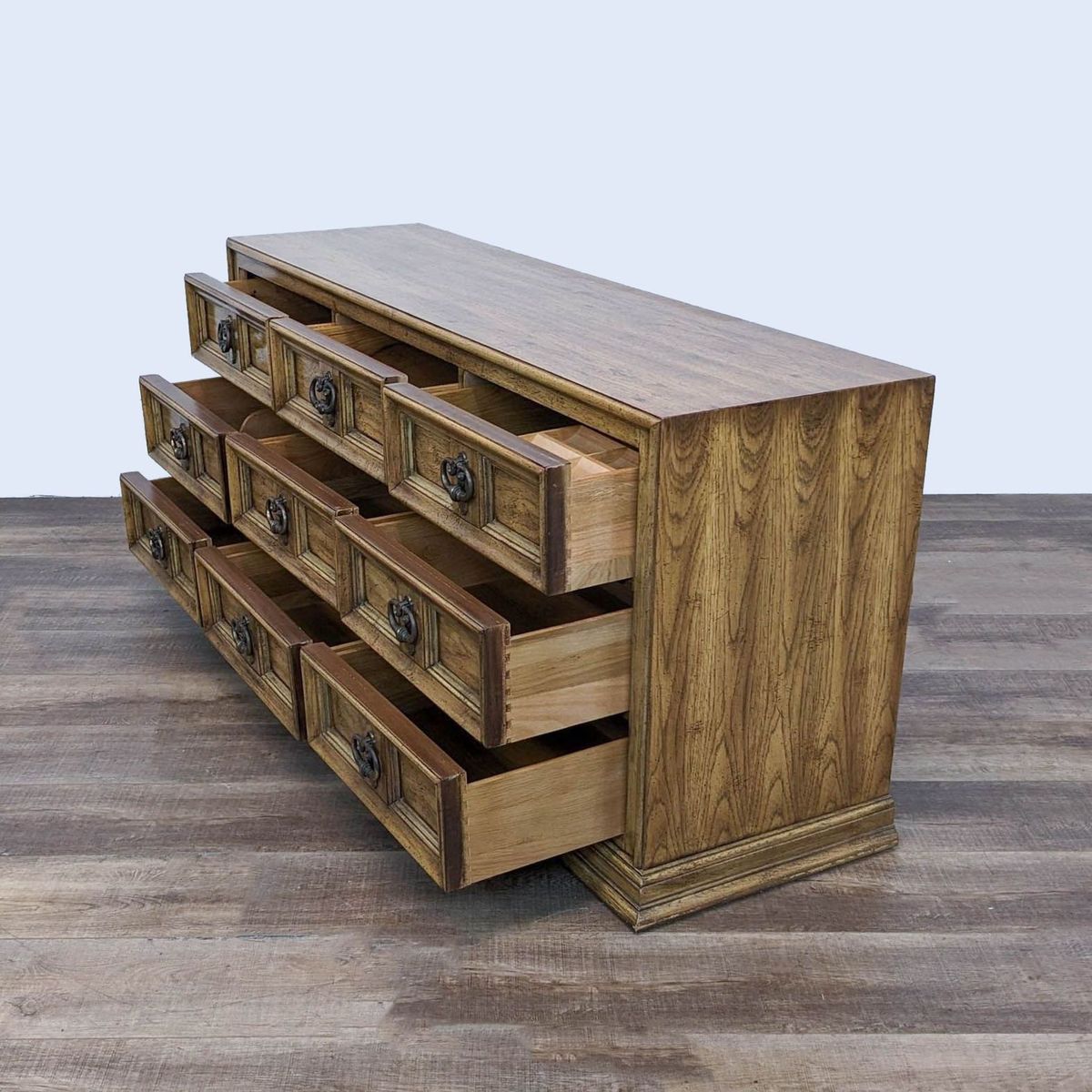 Vintage Thomasville 9-Drawer Dresser - Thumbnail 5