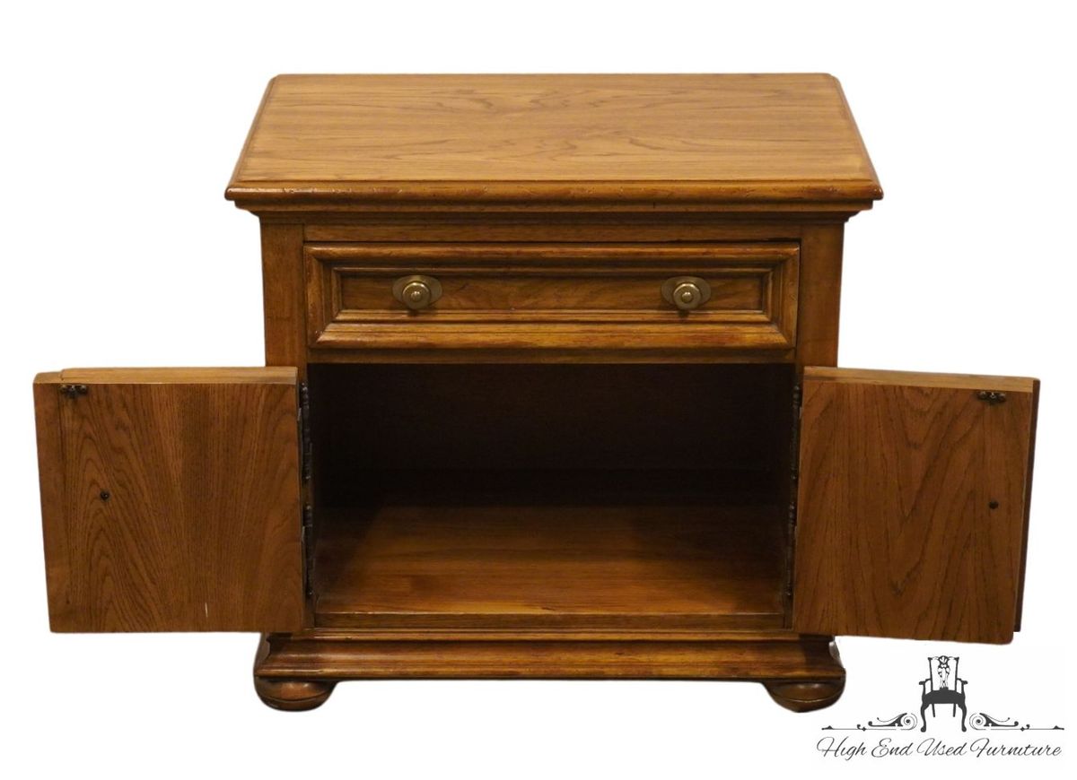 DREXEL HERITAGE Chartwell Collection Rustic European 26