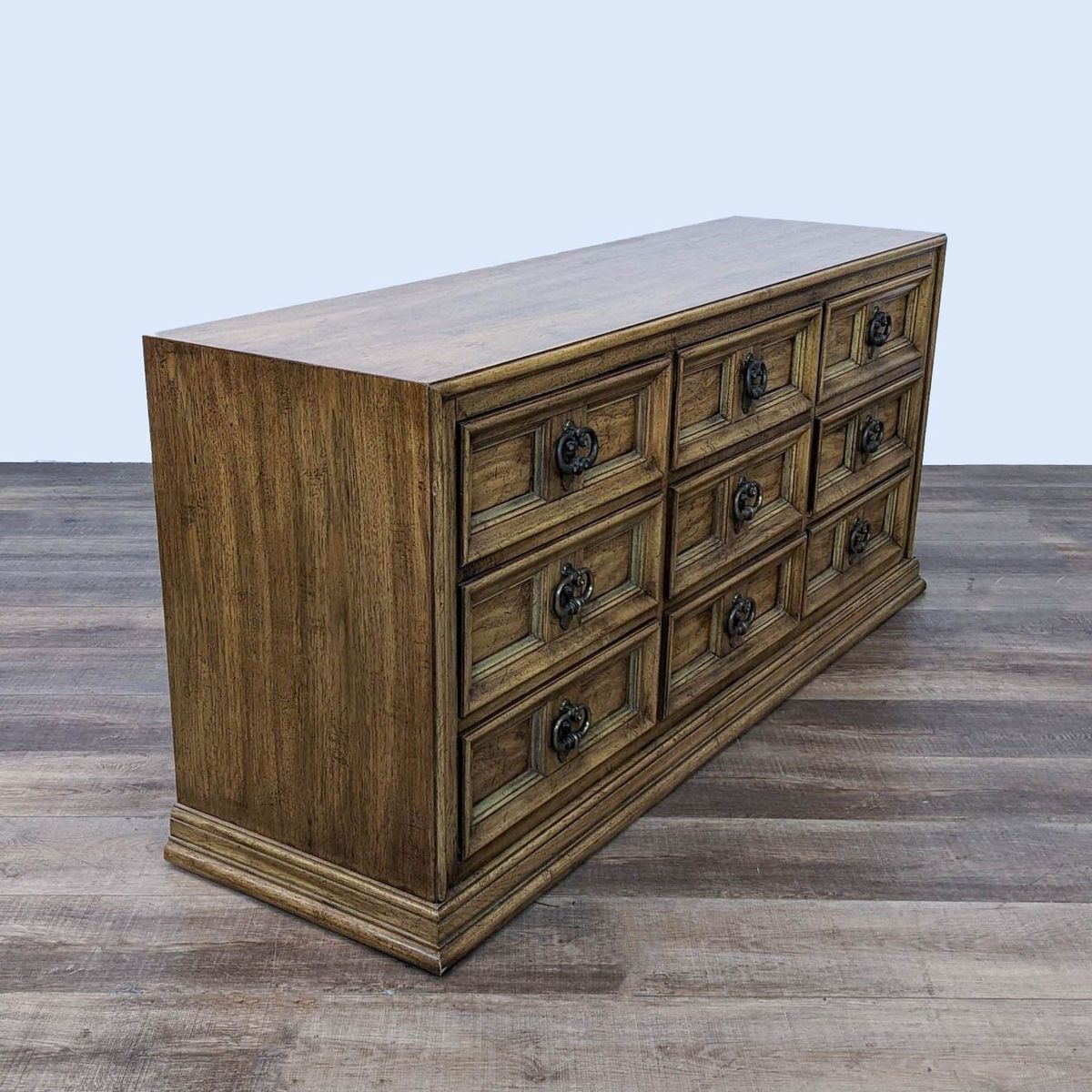 Vintage Thomasville 9-Drawer Dresser - Thumbnail 2