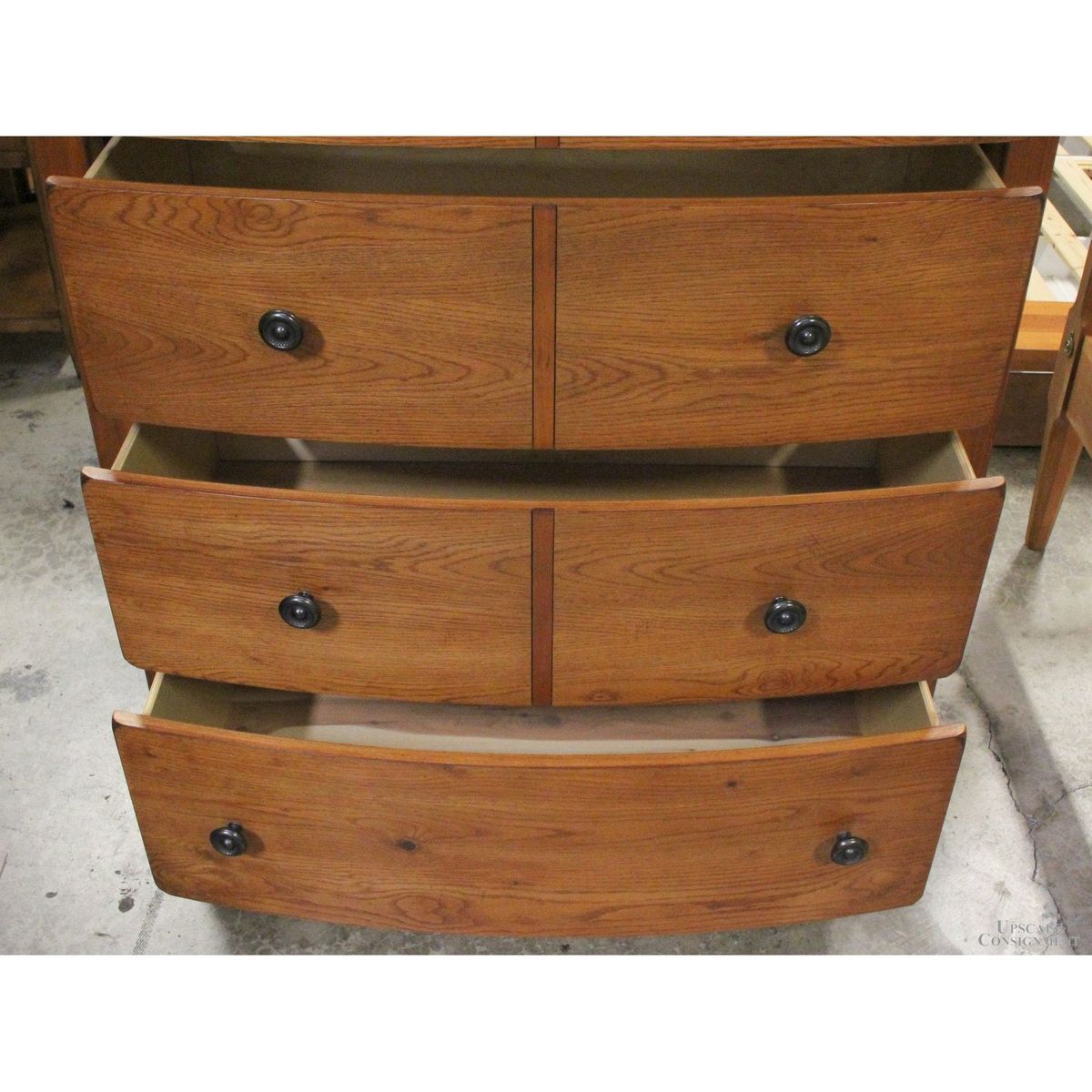 Broyhill 'Continental Tapestry' Chest of Drawers - $744 | Kashew