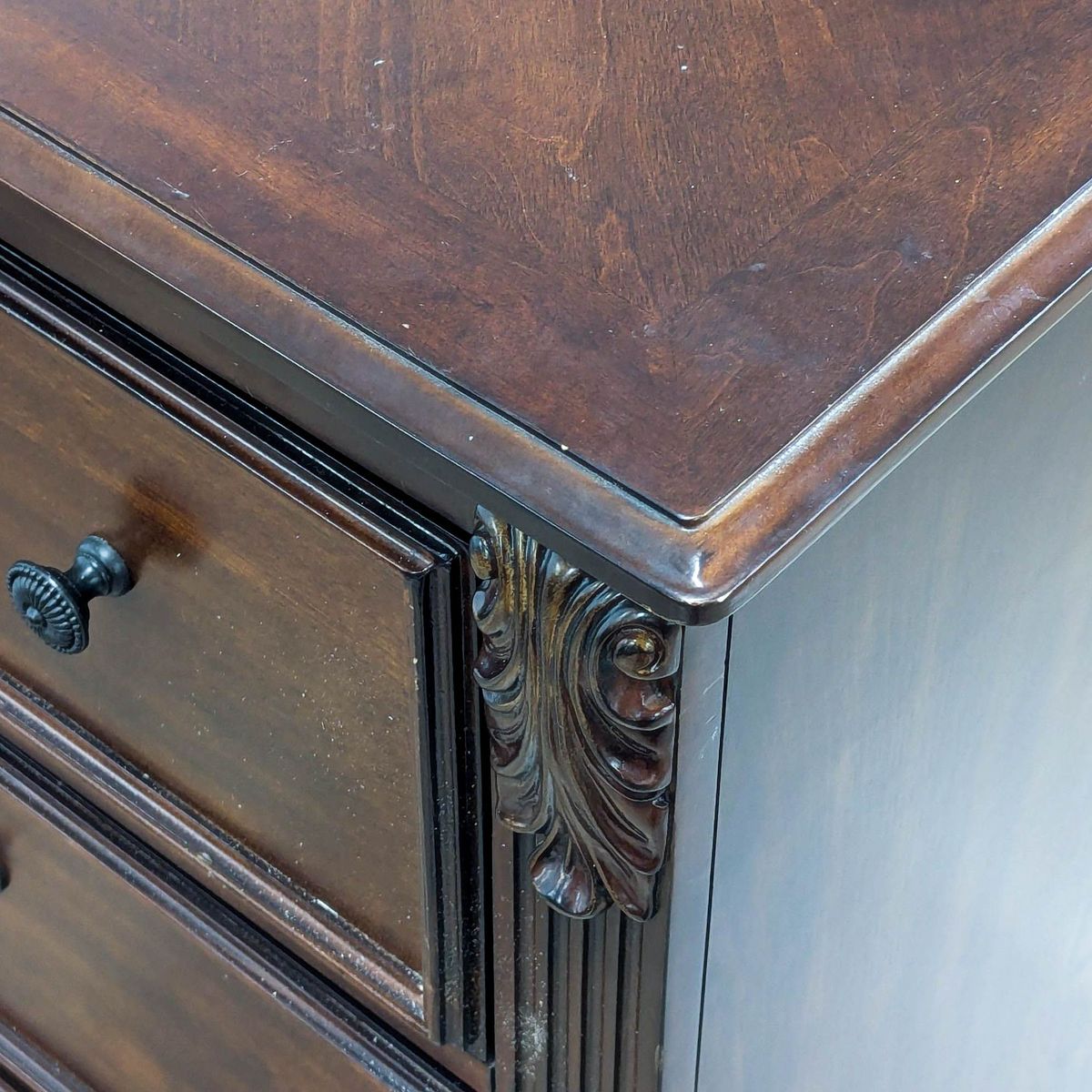 Ashley Furniture Leahlyn Traditional 7-Drawer Dresser | Ashley Furniture -  $307 | Kashew | Kashew